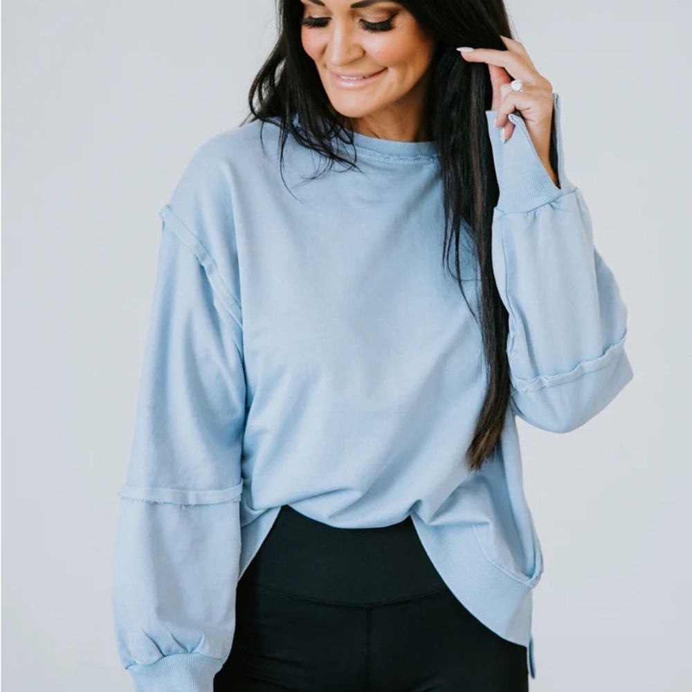 NWT All Year Round Crew by Lily & Lottie - XL/2XL Grey Skies Blue Lauriebelles